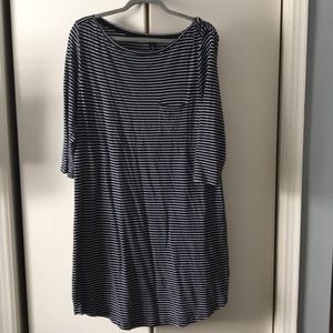 3/4 sleeve T-shirt dress
